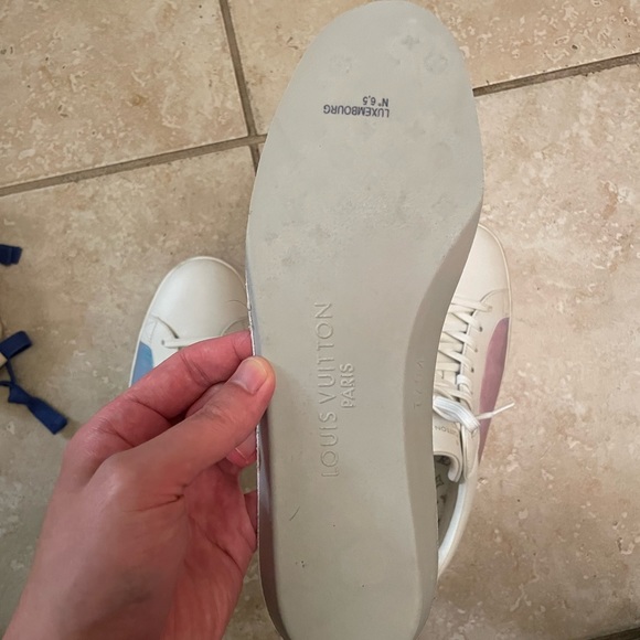 Authentic Louis Vuitton Luxembourg sneakers, size men’s UK 7 - Picture 5 of 12